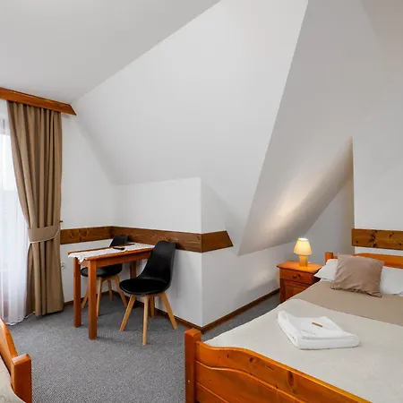 Lichajowka Bed & Breakfast Ciche Male