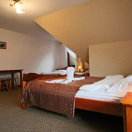 Lichajowka Oda ve Kahvaltı 3*