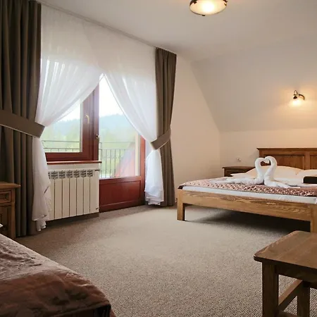Bed & Breakfast Lichajowka *