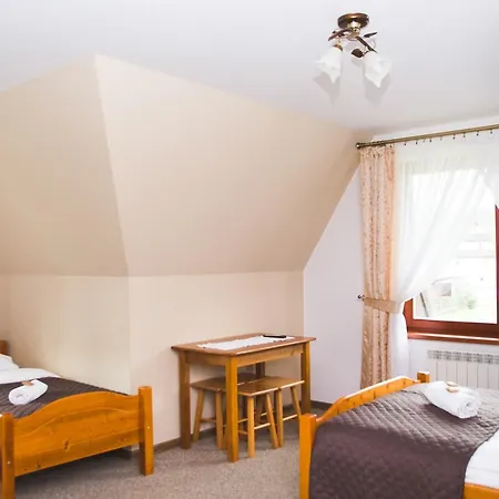 Lichajowka Oda ve Kahvaltı 3*