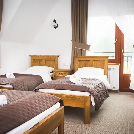 Lichajowka Oda ve Kahvaltı Ciche Małe