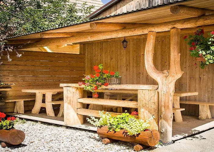 住宿加早餐酒店 Lichajowka Ciche Małe