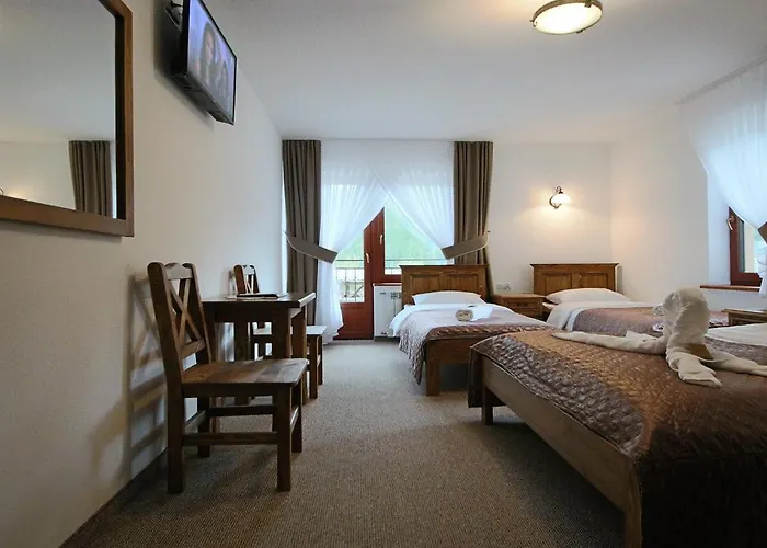 住宿加早餐酒店 Lichajowka Ciche Małe