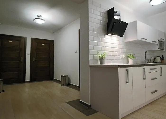 Lichajowka 住宿加早餐酒店 Ciche Małe