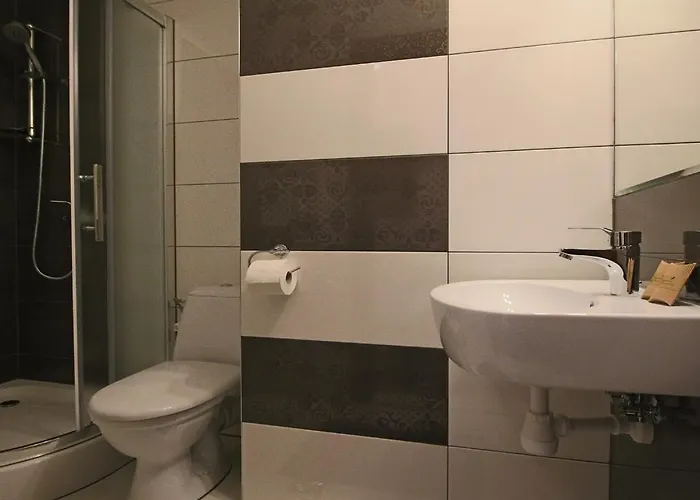 住宿加早餐酒店 Lichajowka Ciche Małe