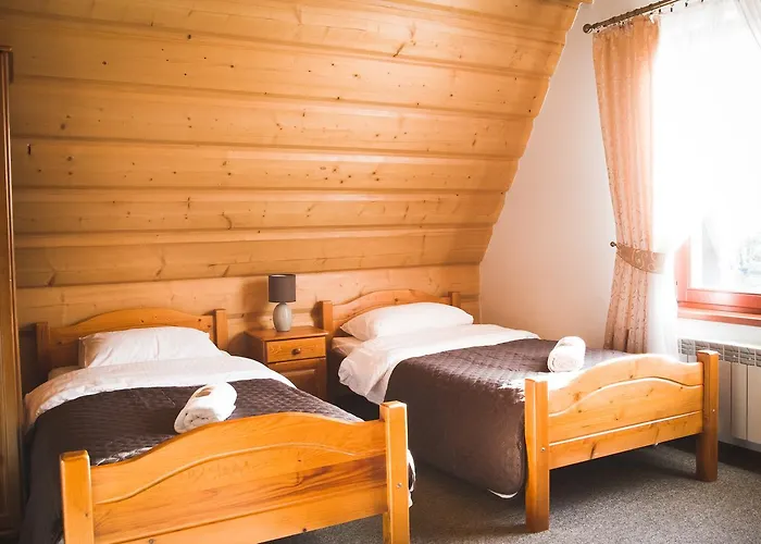 Lichajowka 住宿加早餐酒店 Ciche Małe