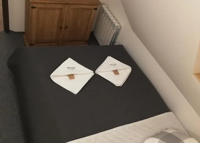 Lichajowka 住宿加早餐酒店 3*